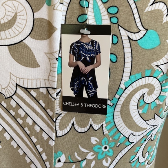 Chelsea Theodore Sharkbite Top - Picture 4 of 5